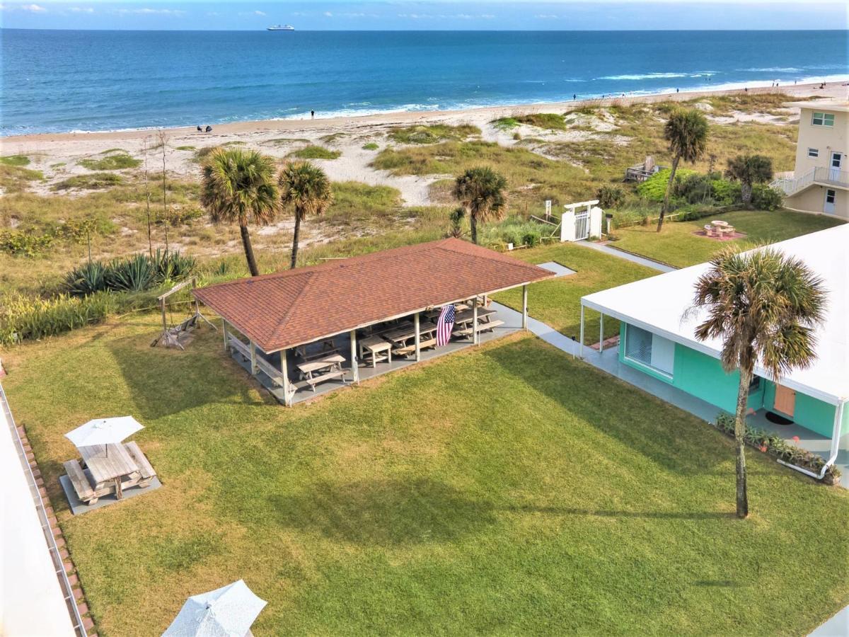 Sea Aire Oceanfront Inn Cocoa Beach Eksteriør billede